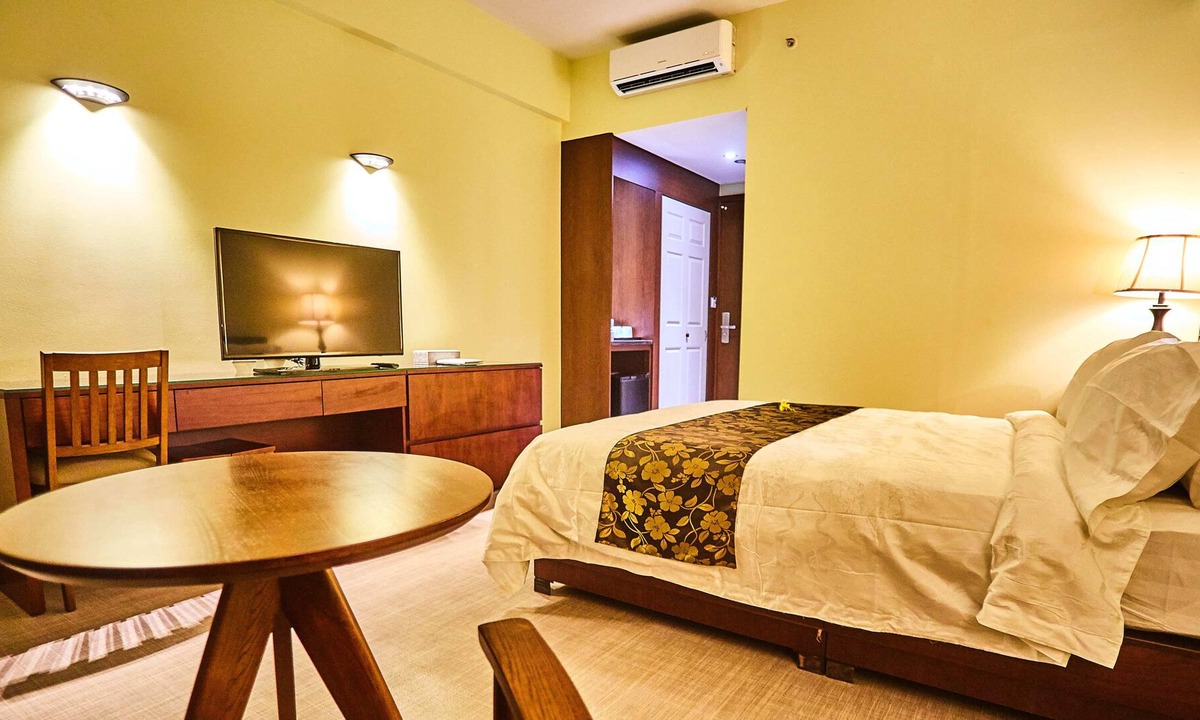 Garapan Hotel | Serenti Hotel