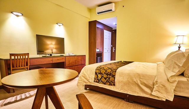 Serenti Hotel
