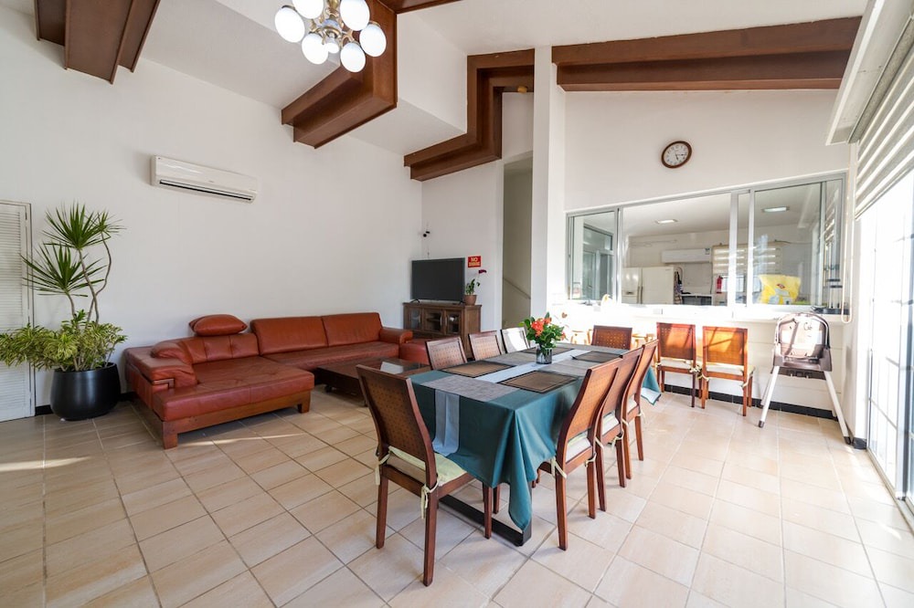 Capital Hill House | Summer Stay