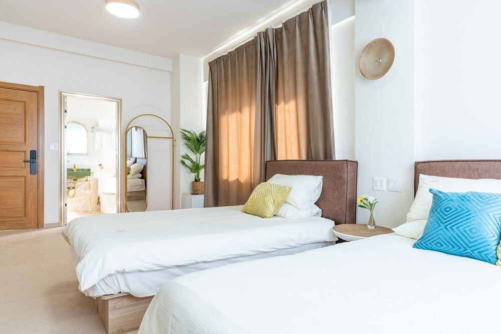 Saipan Hotel | Seabreaze Garden