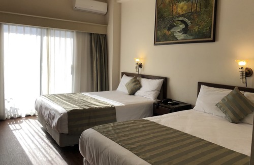 Garapan Hotel | Holiday Saipan Hotel