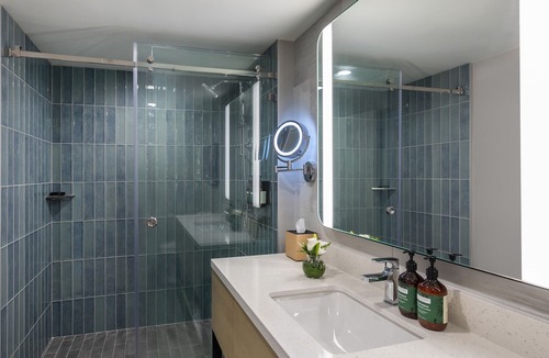 Garapan Hotel | Crowne Plaza Resort Saipan, an IHG Hotel