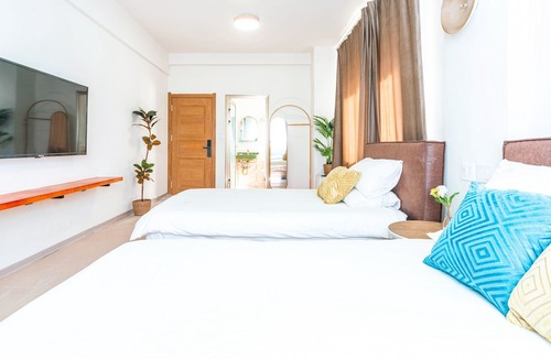 Saipan Hotel | Seabreaze Garden